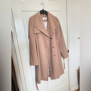 Elegant Calvin Klein Women's Coat